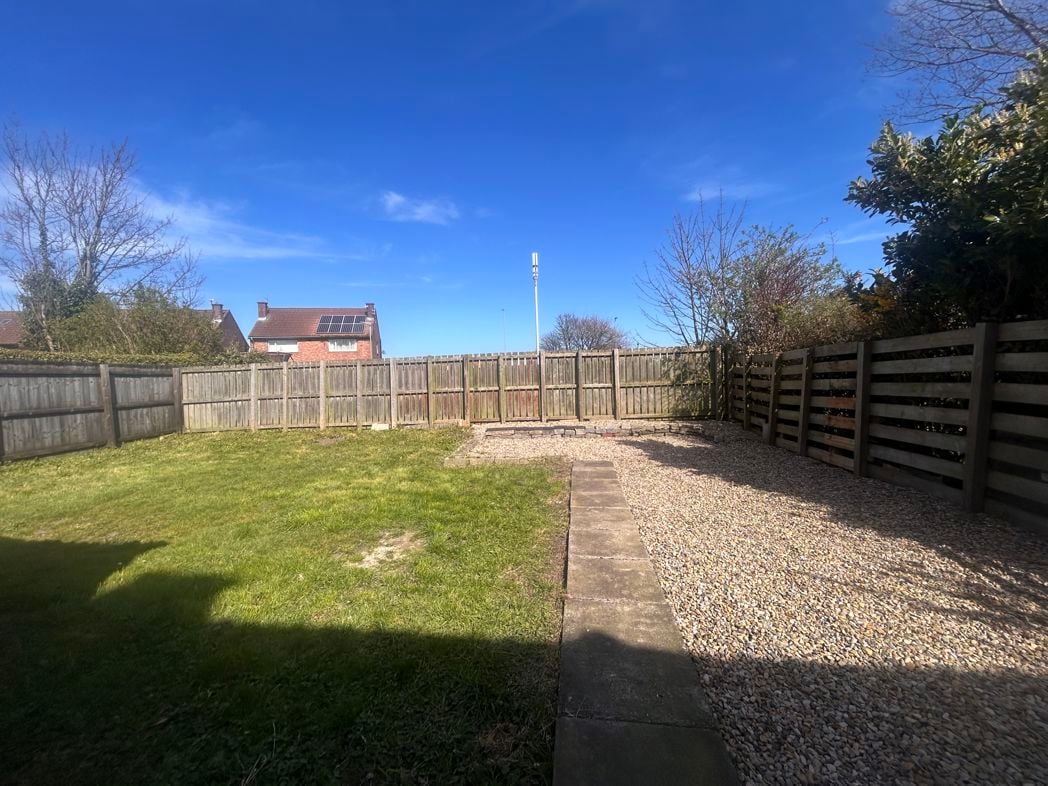 Property image 13 of 21