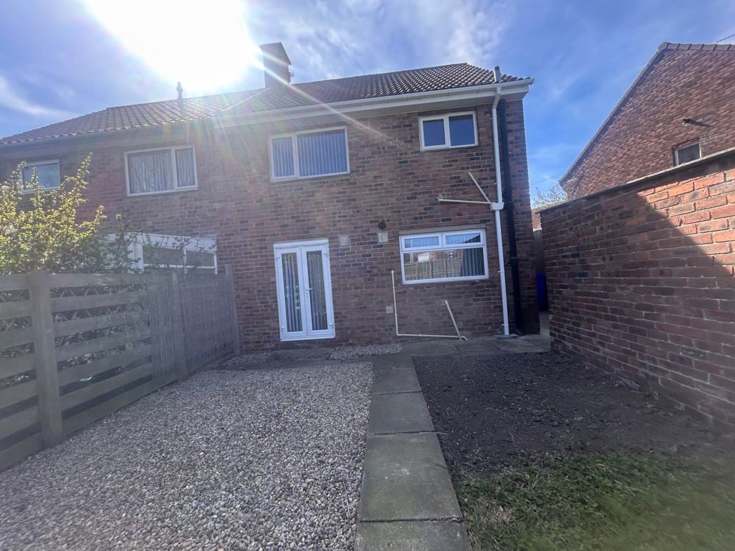 Property image 14 of 21