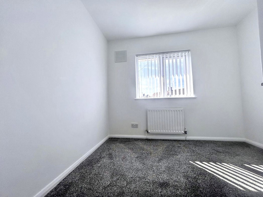 Property image 10 of 21