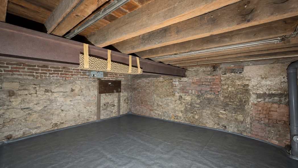 Property image 4 of 11