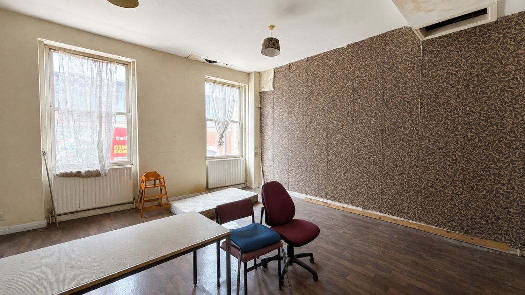 Property image 11 of 11