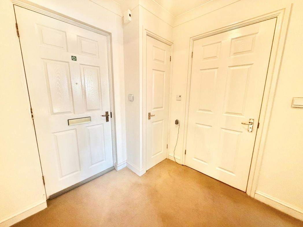 Property image 7 of 12