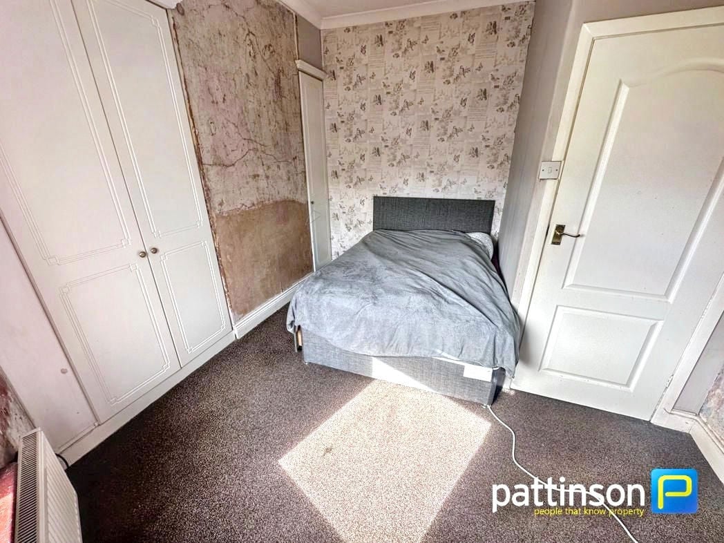 Property image 8 of 11