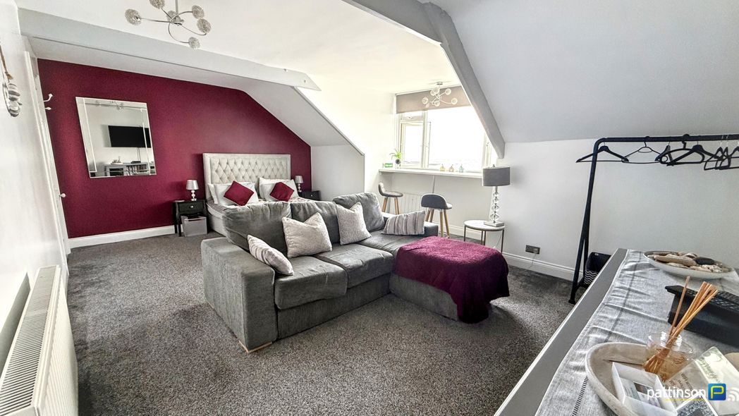 Bedroom/Lounge Suite