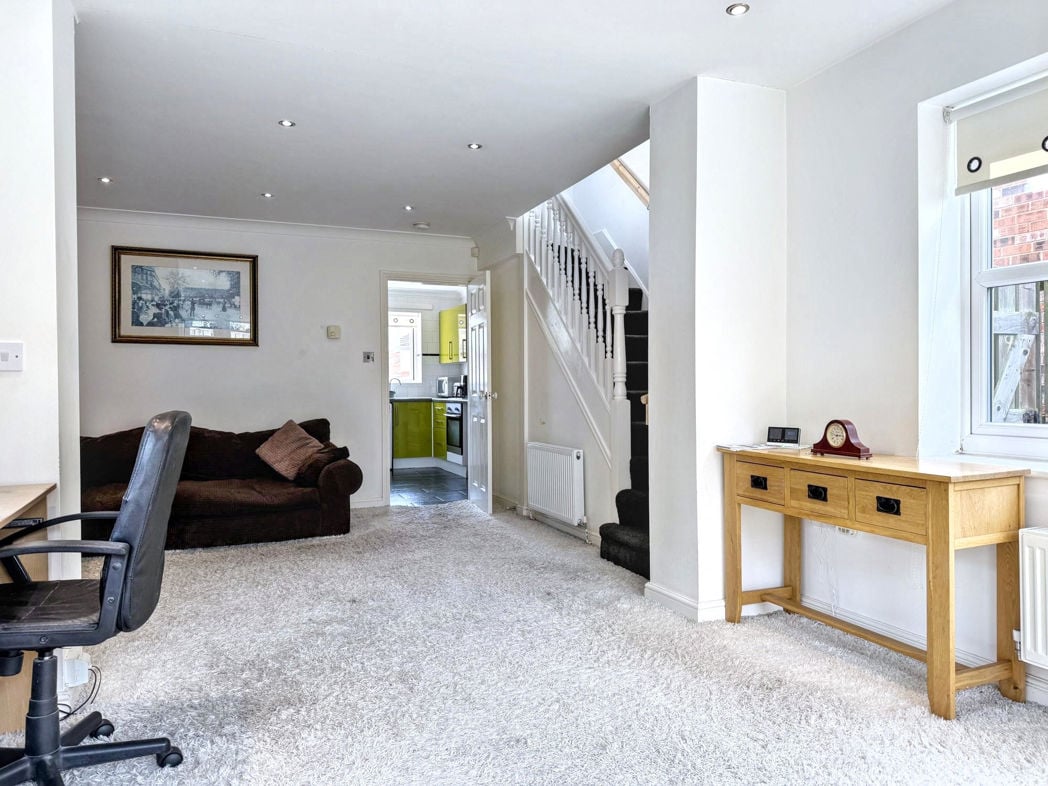 Property image 9 of 23