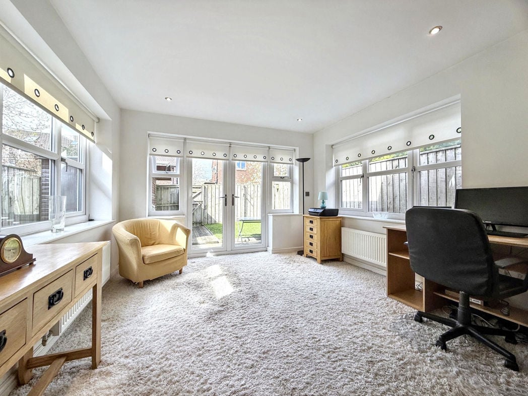 Property image 10 of 23