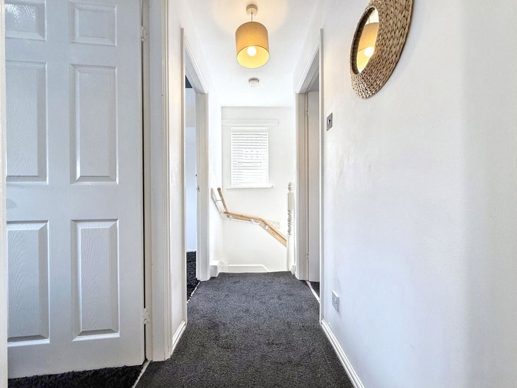 Property image 13 of 23