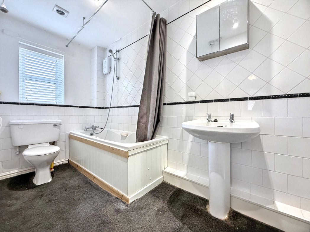 Property image 20 of 23