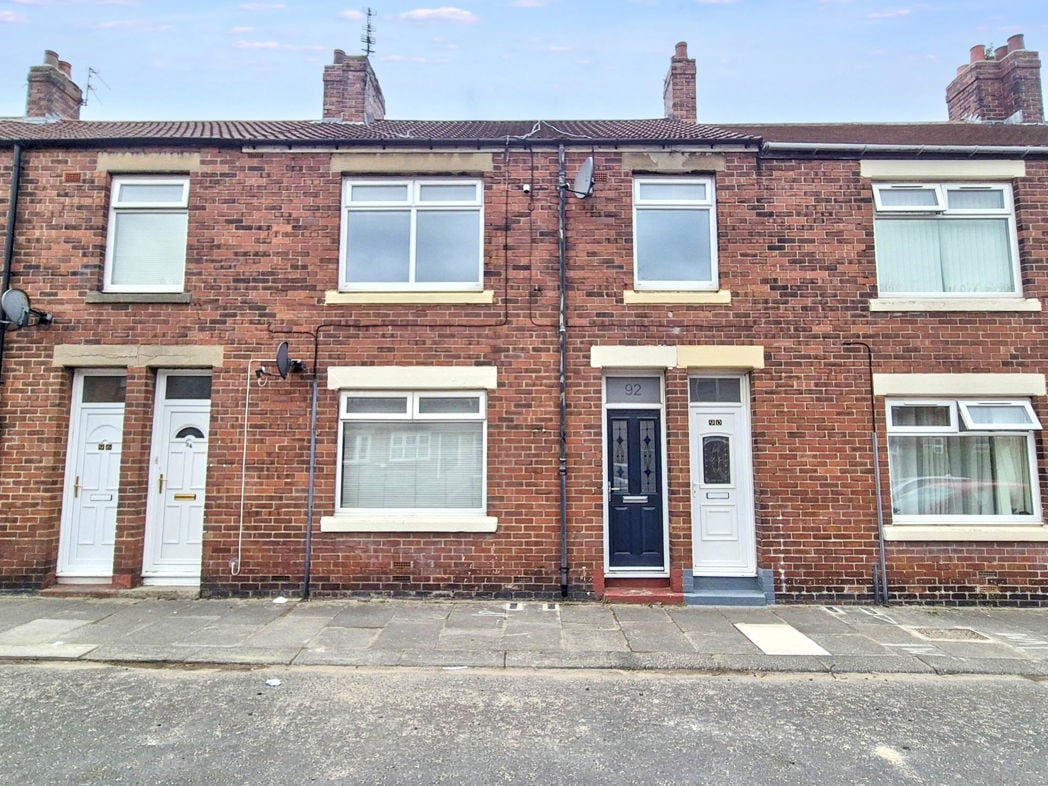 Property image 1 of 17