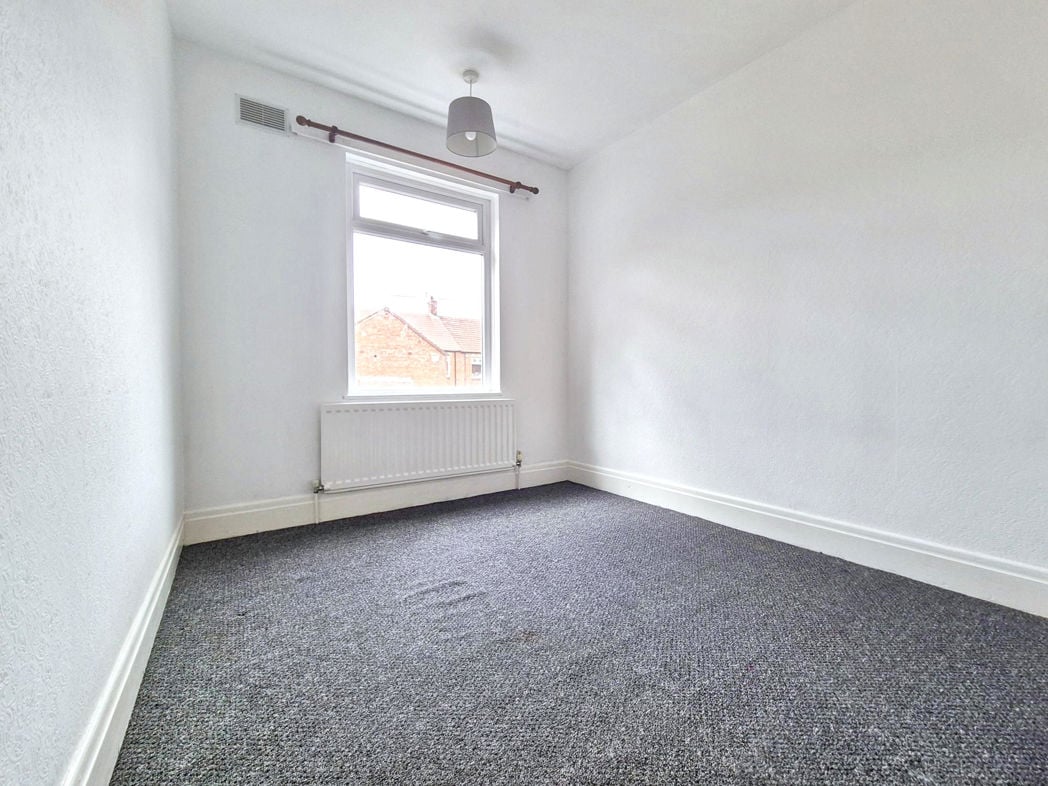 Property image 7 of 17