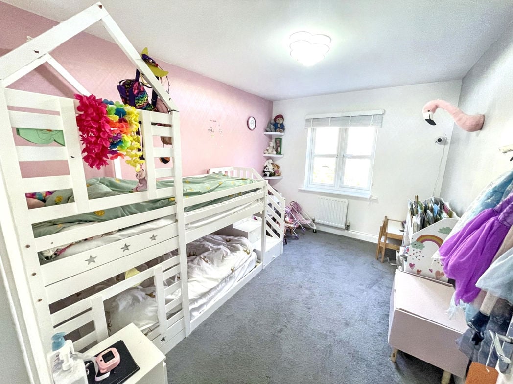 Property image 6 of 8
