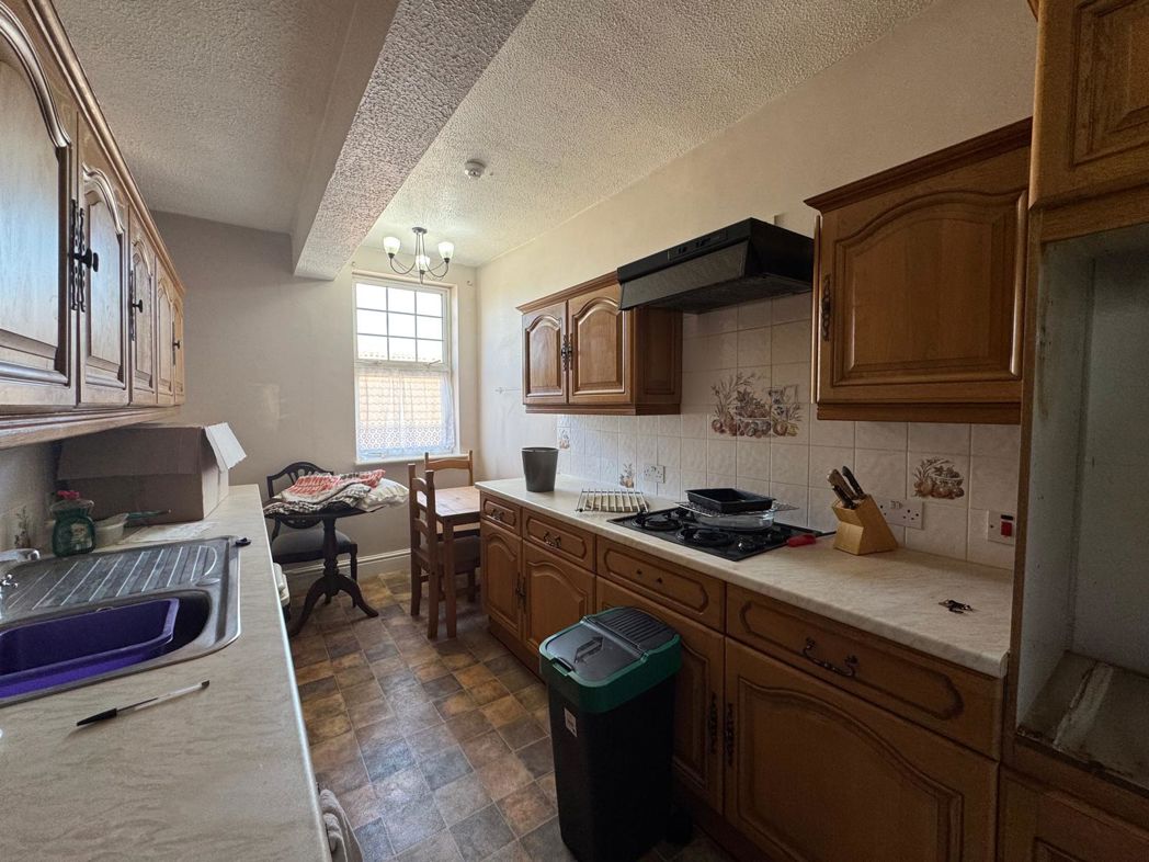 Property image 4 of 21