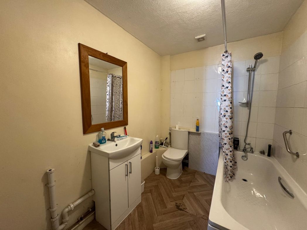 Property image 7 of 21