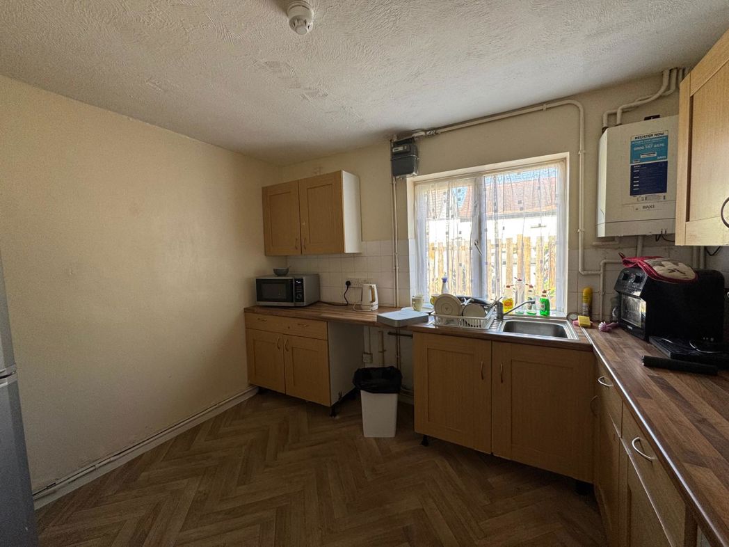 Property image 8 of 21