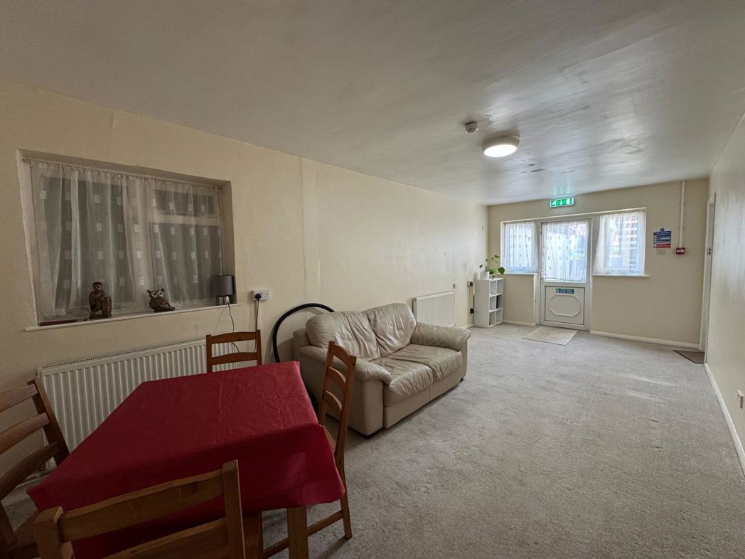 Property image 9 of 21