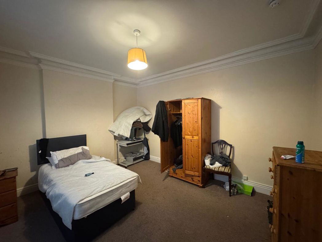 Property image 10 of 21
