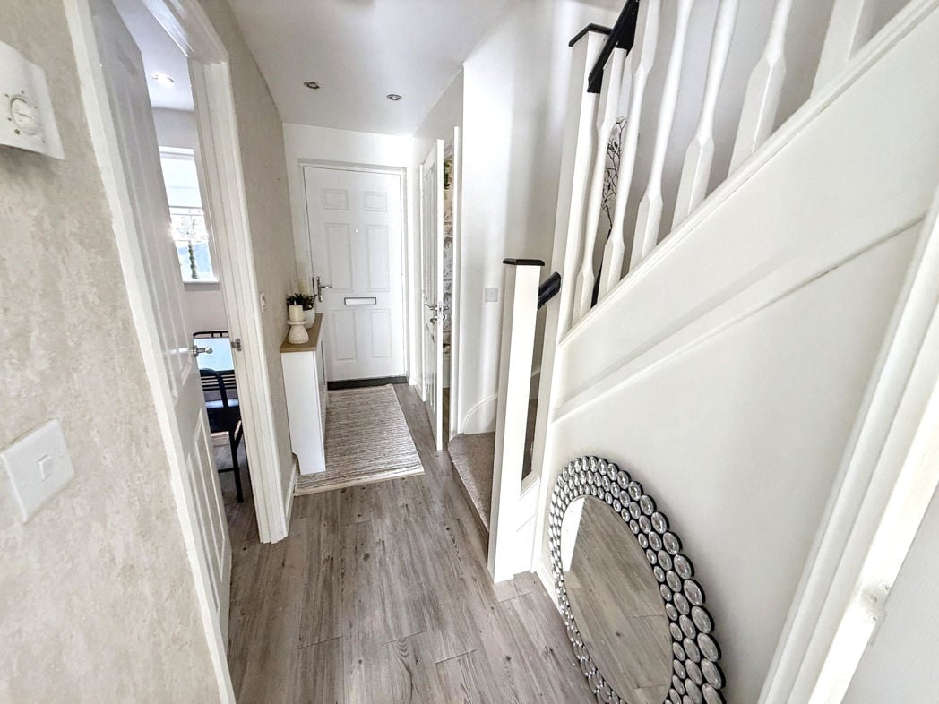 Property image 5 of 15