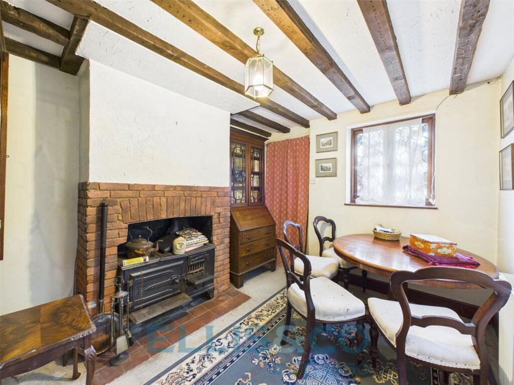 Property image 2 of 16