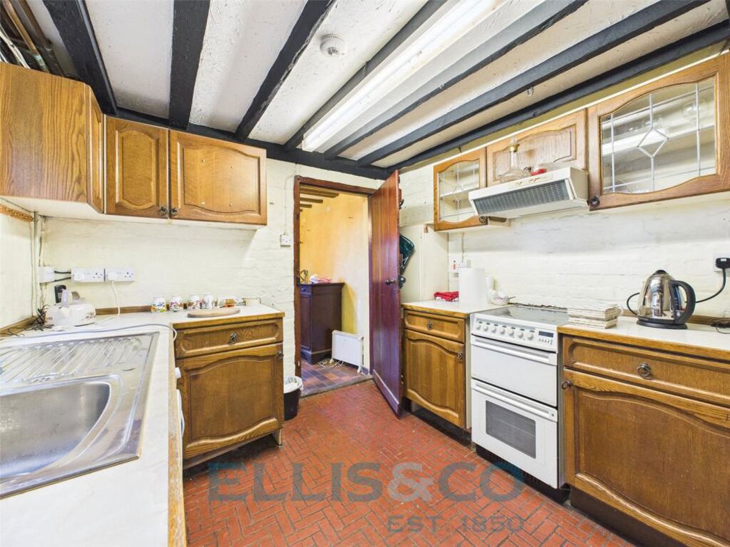 Property image 3 of 16