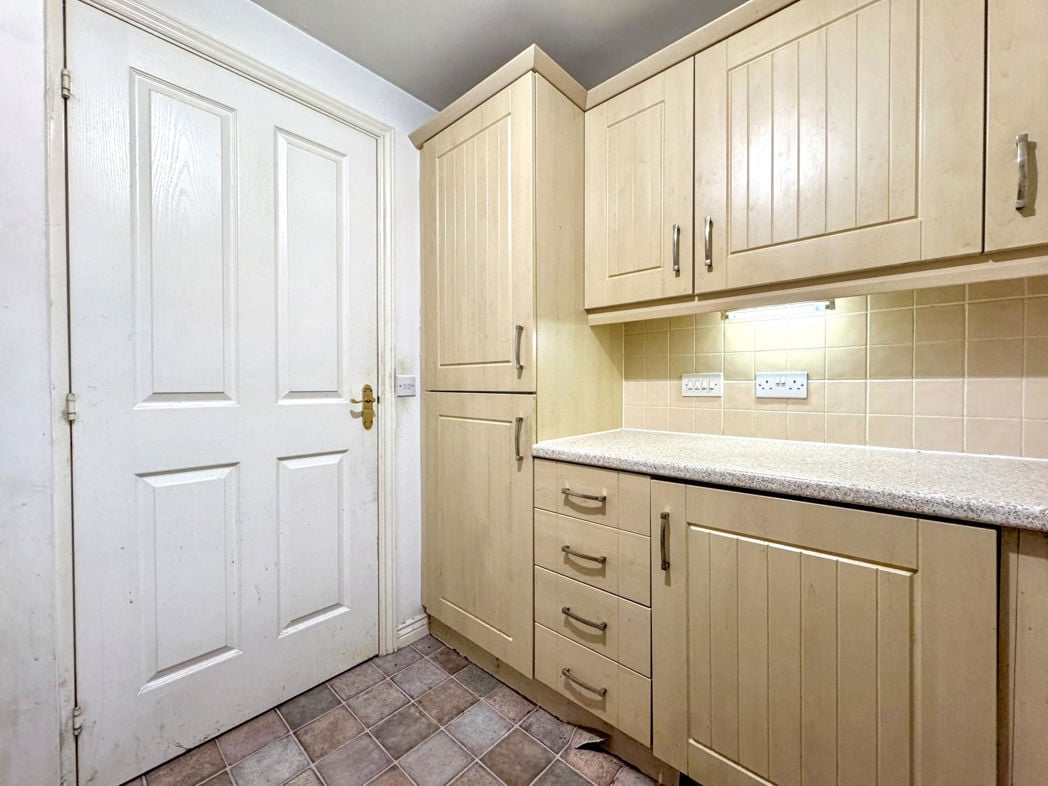 Property image 10 of 19