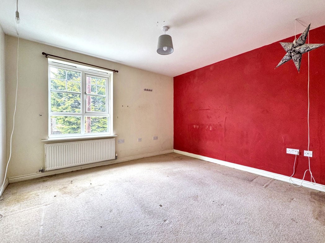 Property image 11 of 19