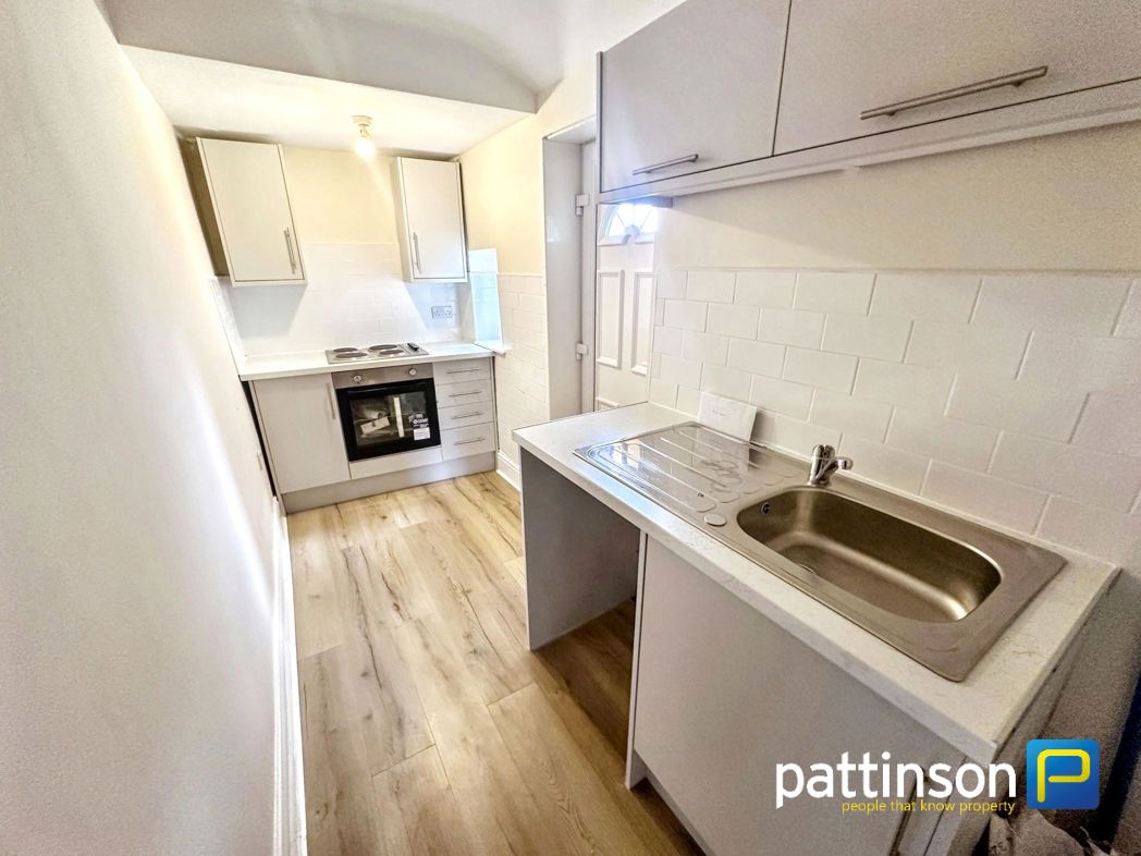Property image 3 of 8