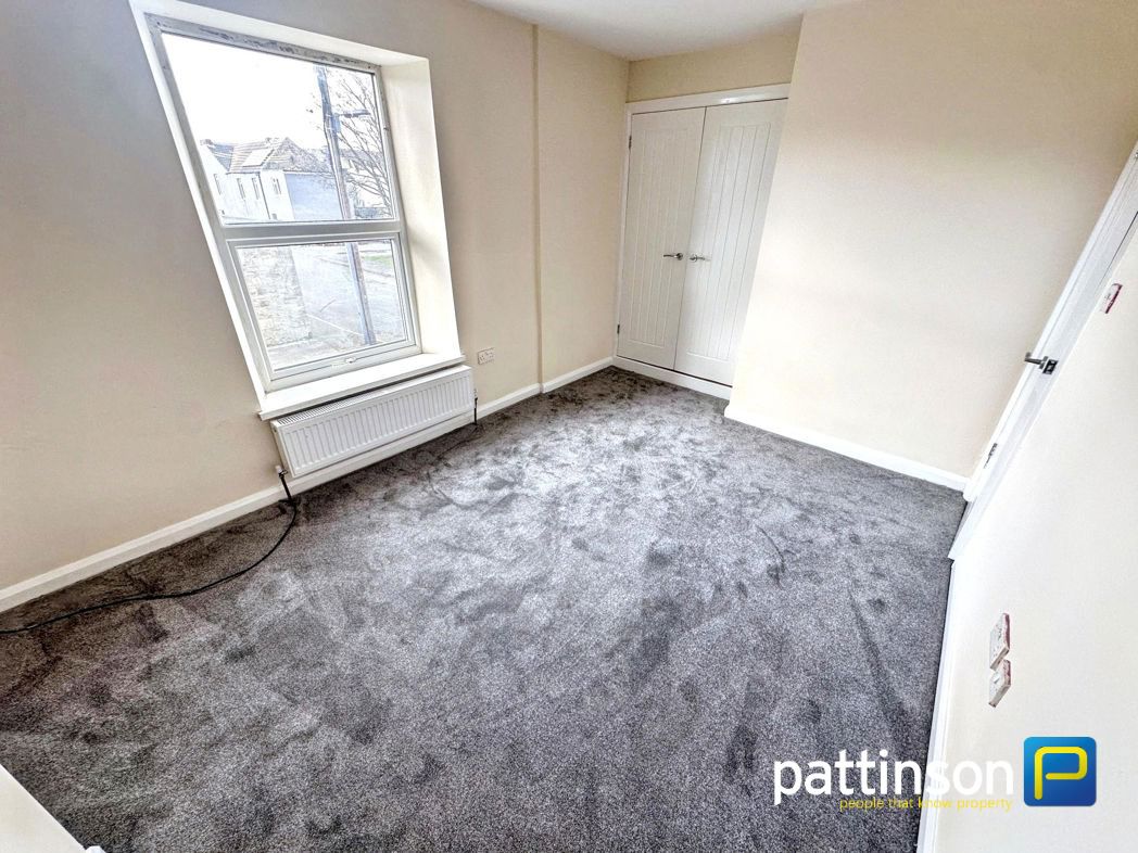 Property image 6 of 8