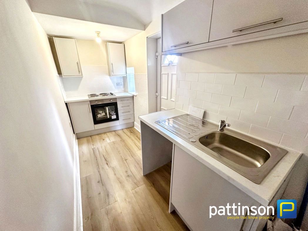 Property image 3 of 8