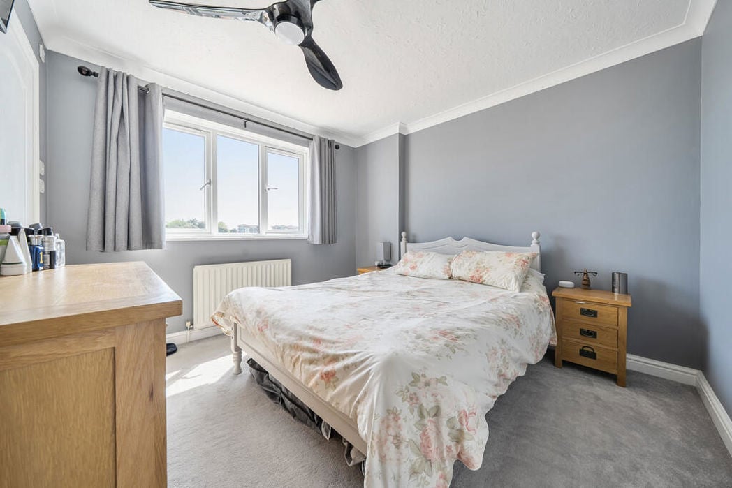 Property image 12 of 20
