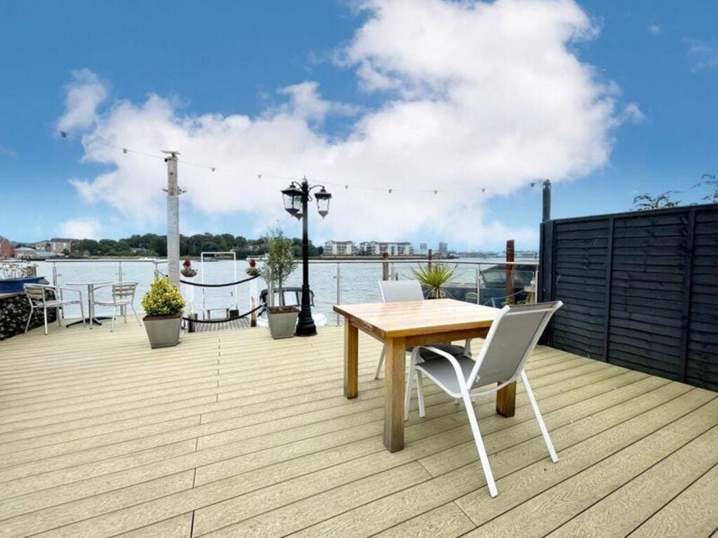 Property image 18 of 20
