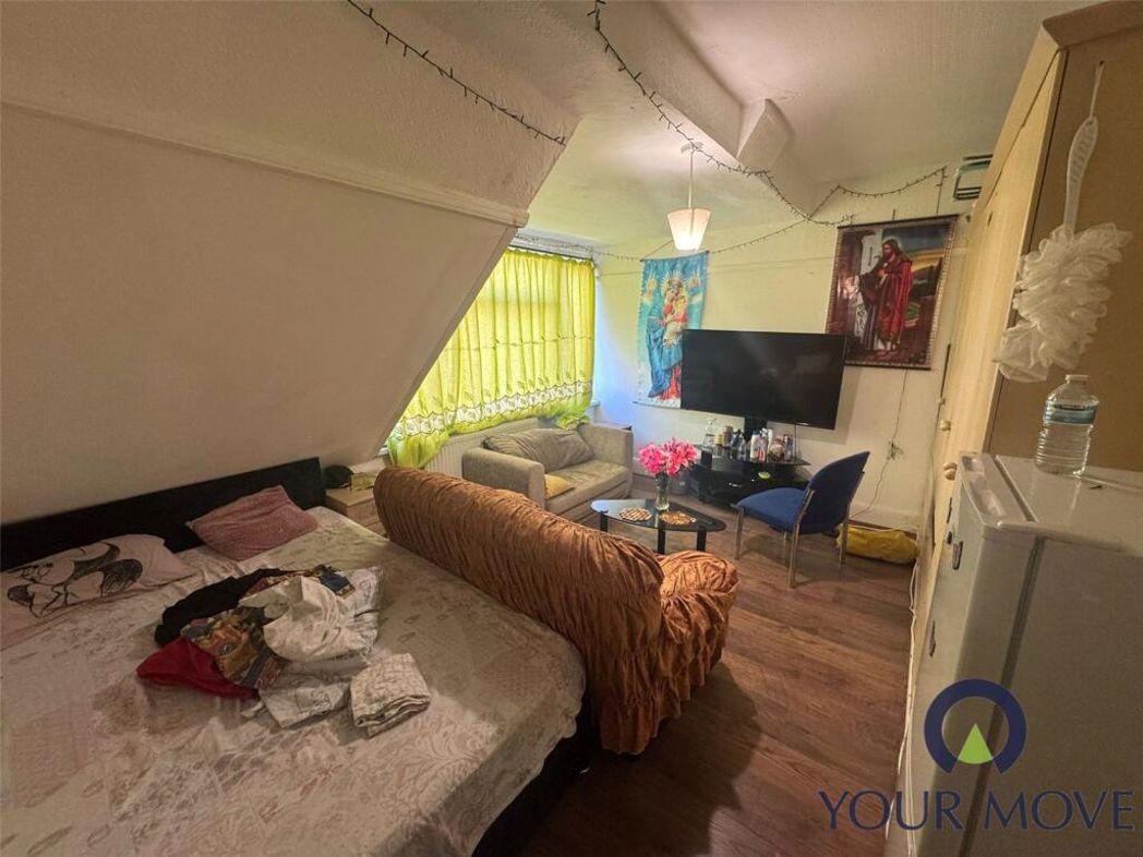 Property image 5 of 23