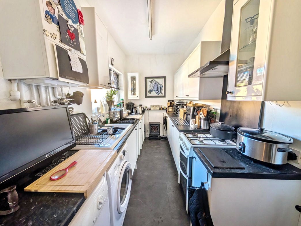 Property image 4 of 9