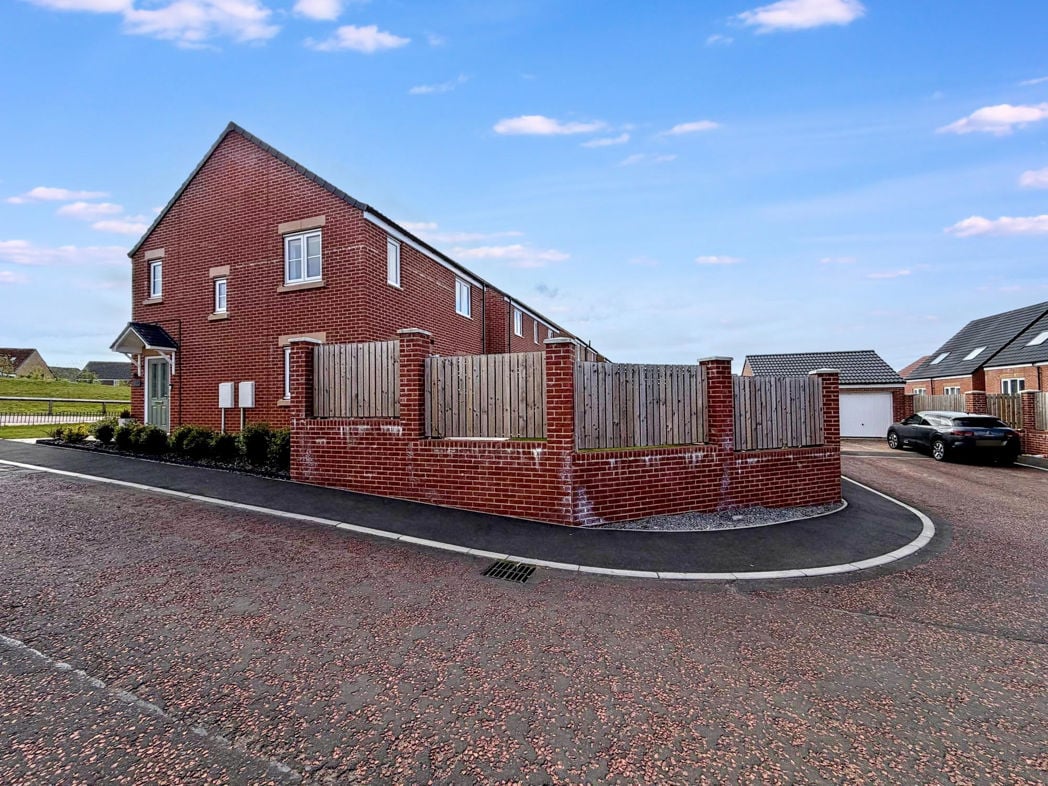 Property image 25 of 29