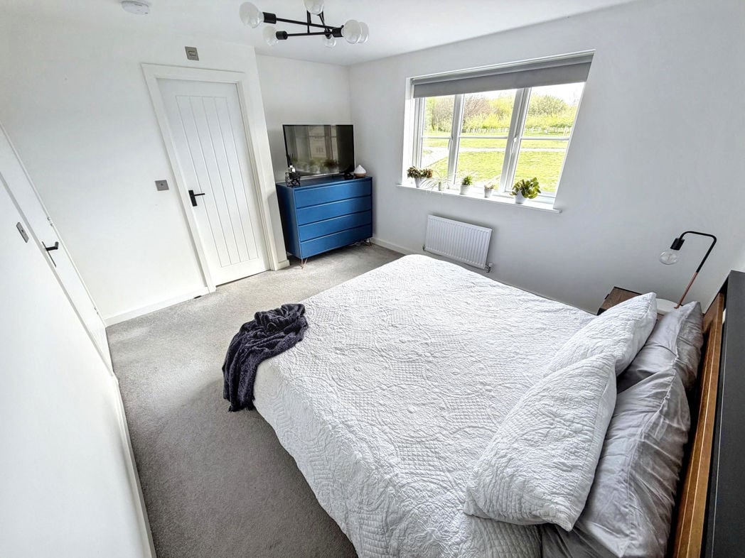 Property image 17 of 29