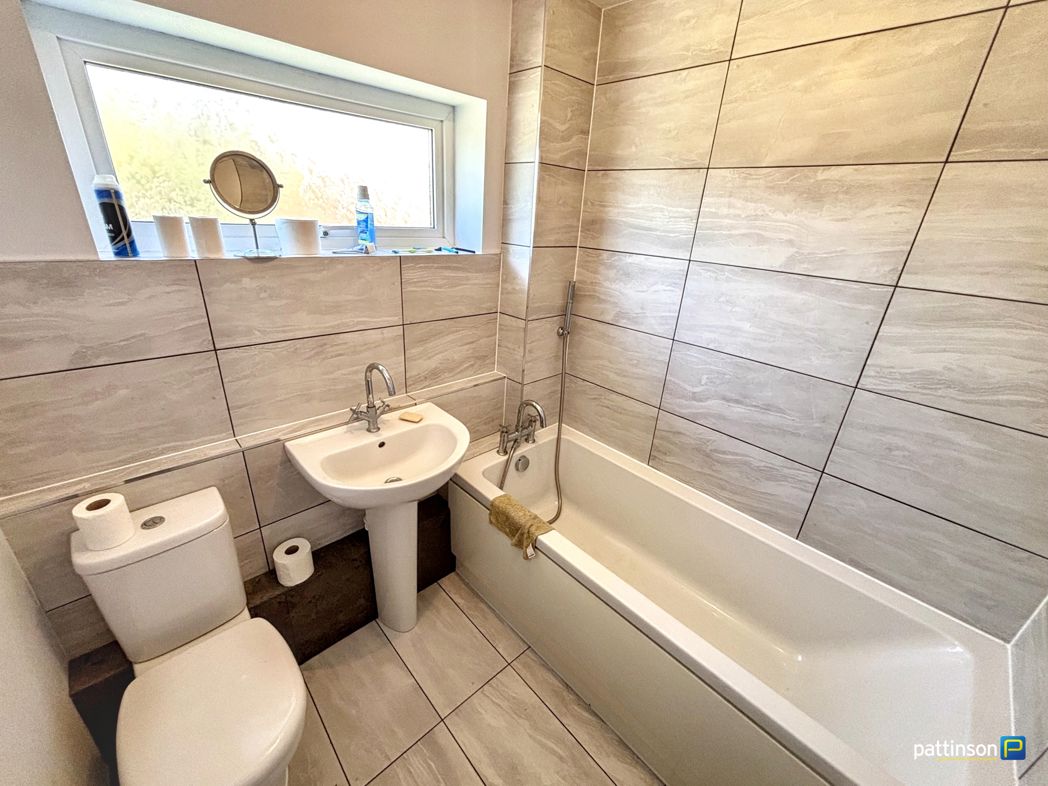 Property image 10 of 14