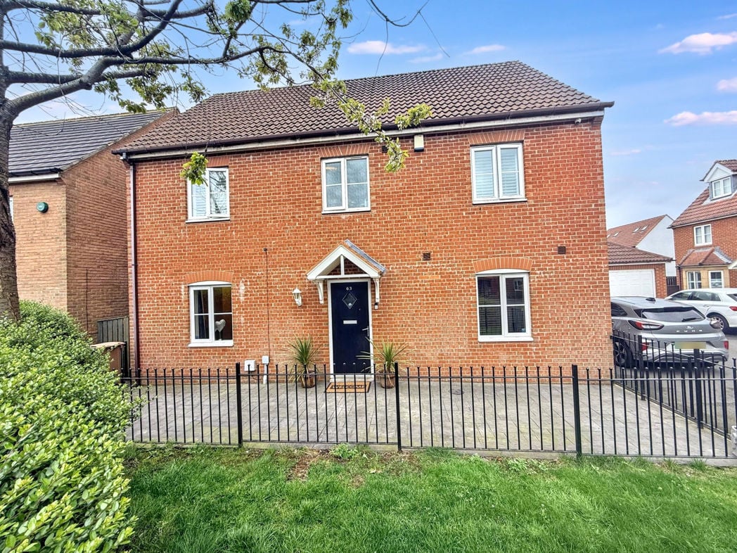 Property image 2 of 43