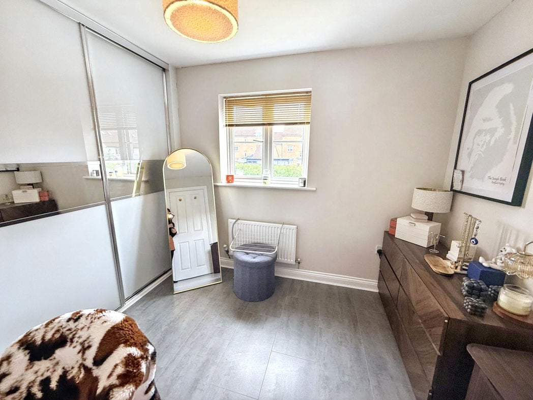 Property image 23 of 43