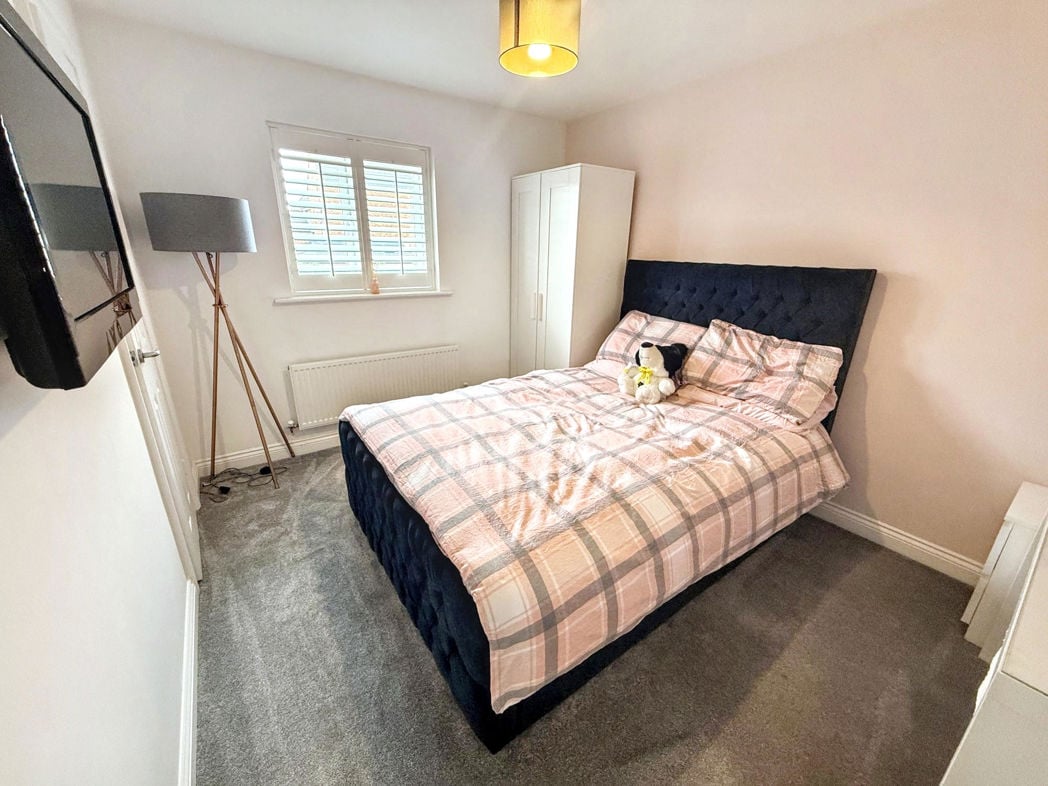 Property image 29 of 43