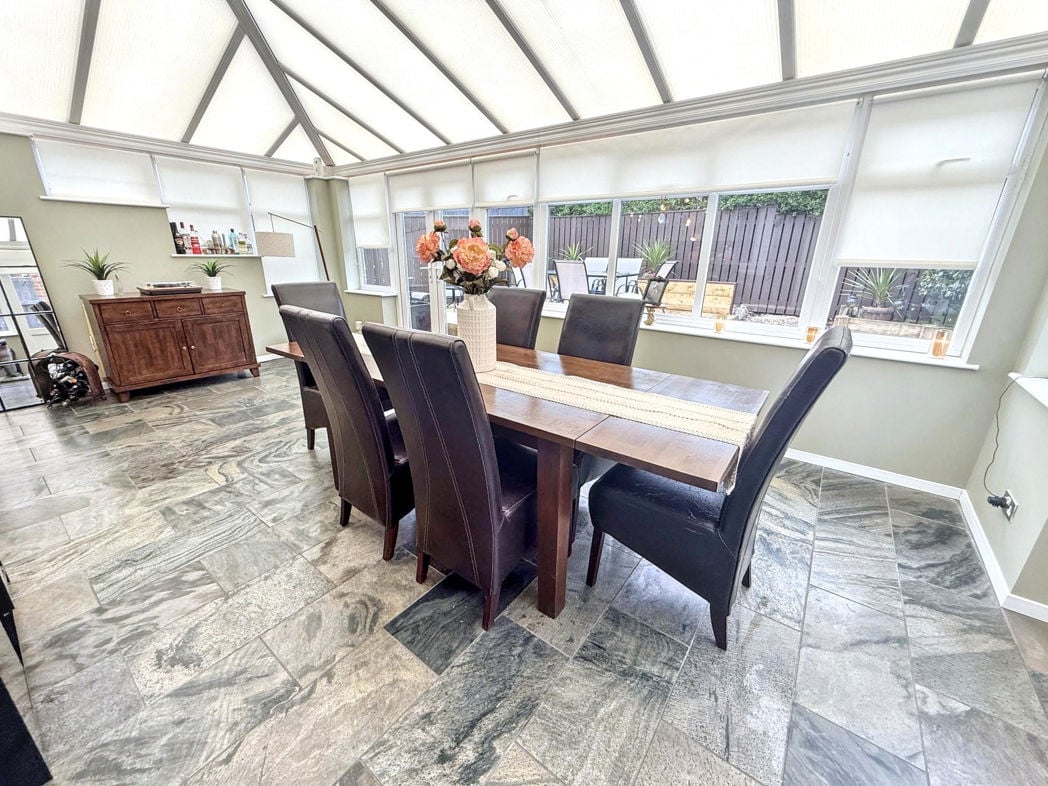 Property image 35 of 43