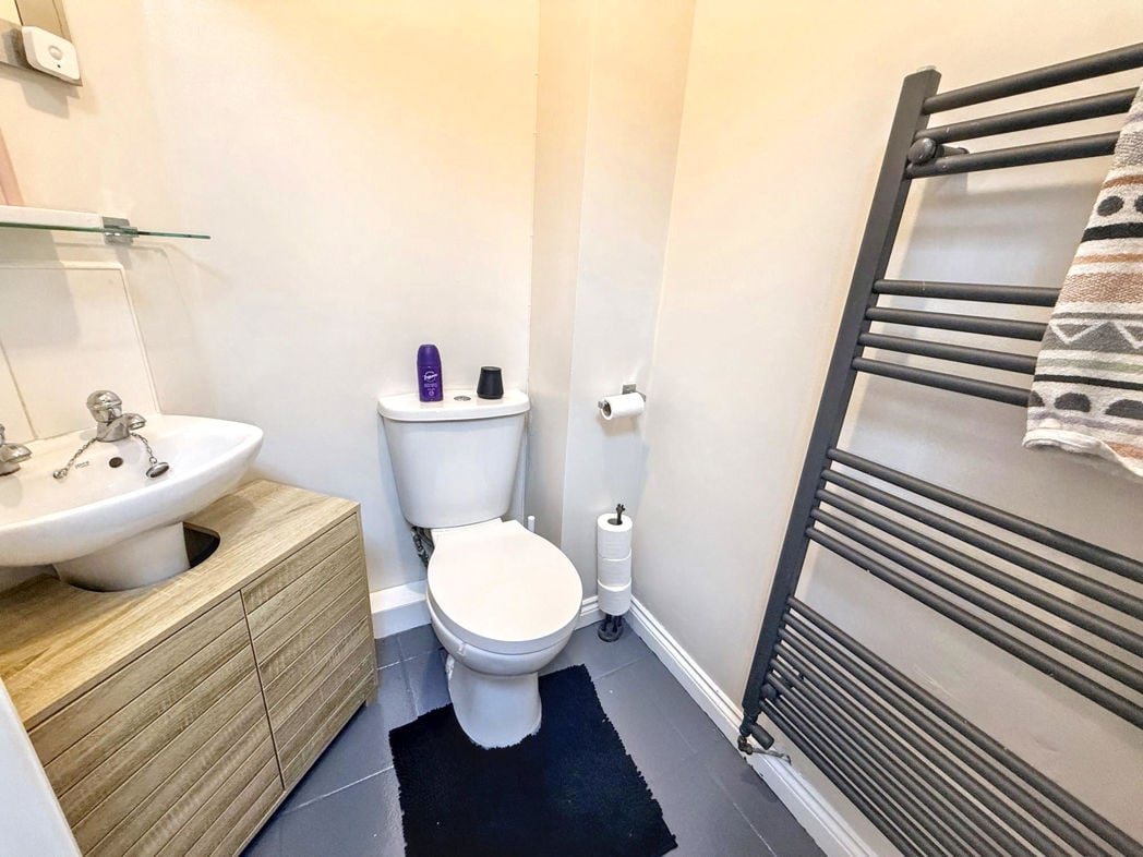 Property image 14 of 43