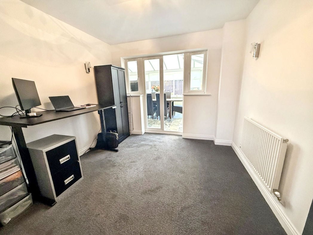 Property image 12 of 43