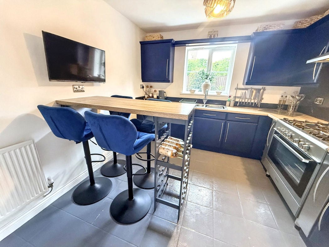 Property image 7 of 43