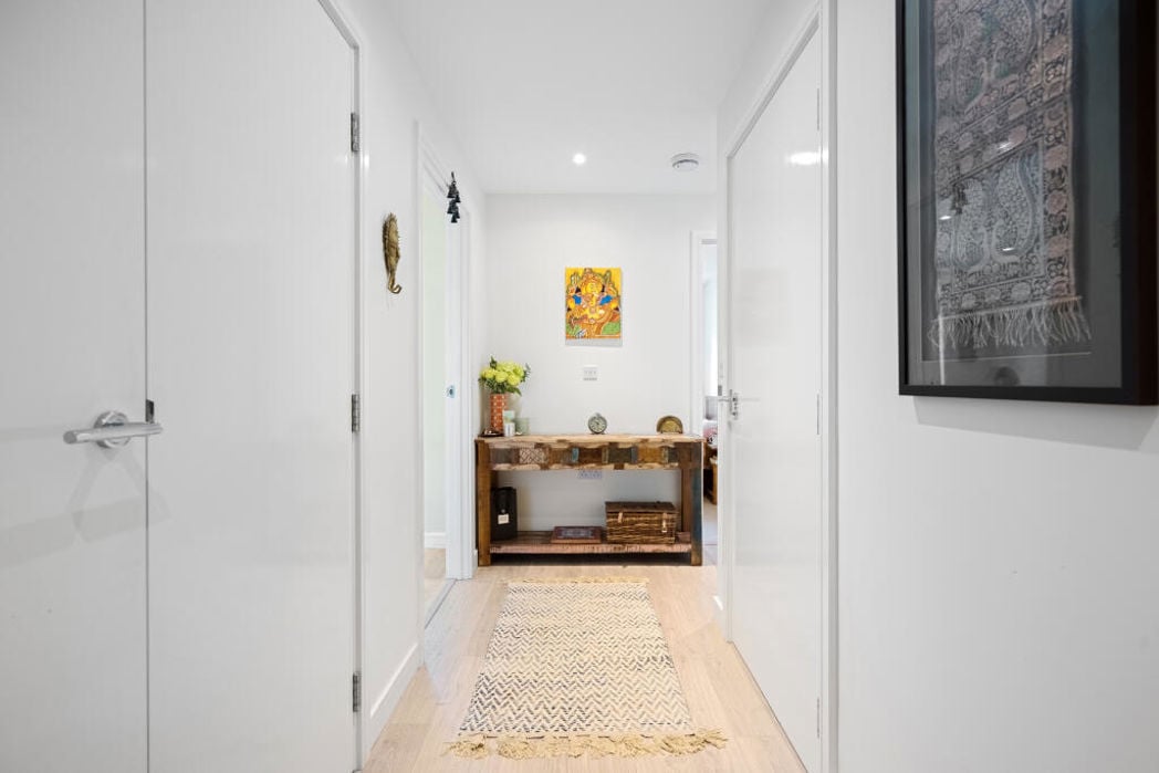 Property image 5 of 11