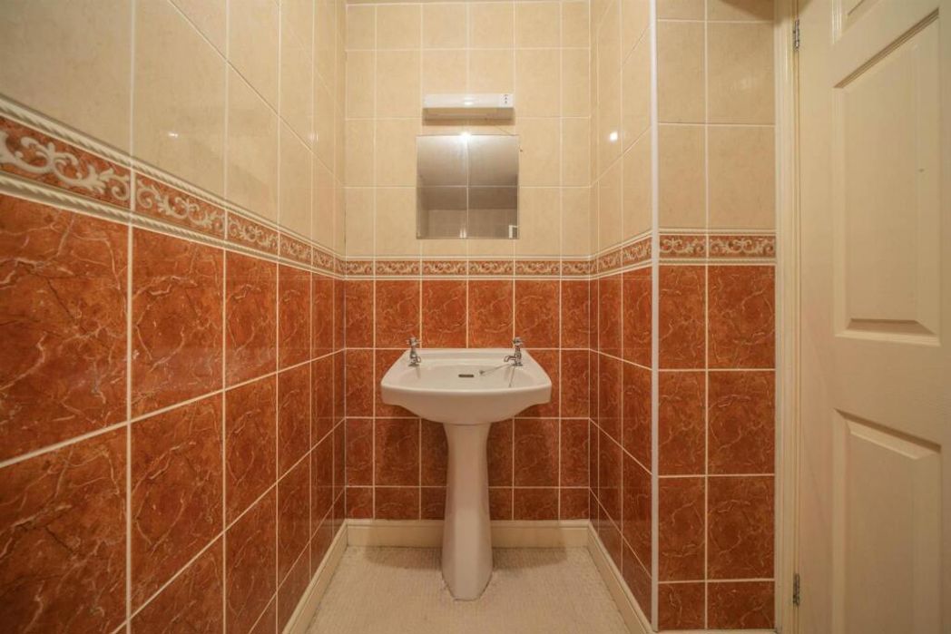 Property image 13 of 13
