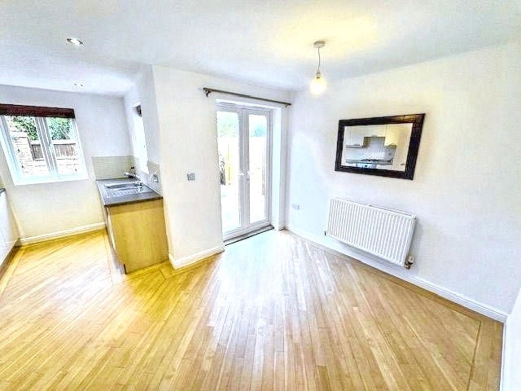 Property image 5 of 14