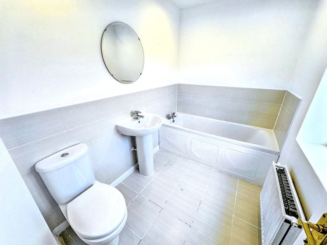 Property image 13 of 14