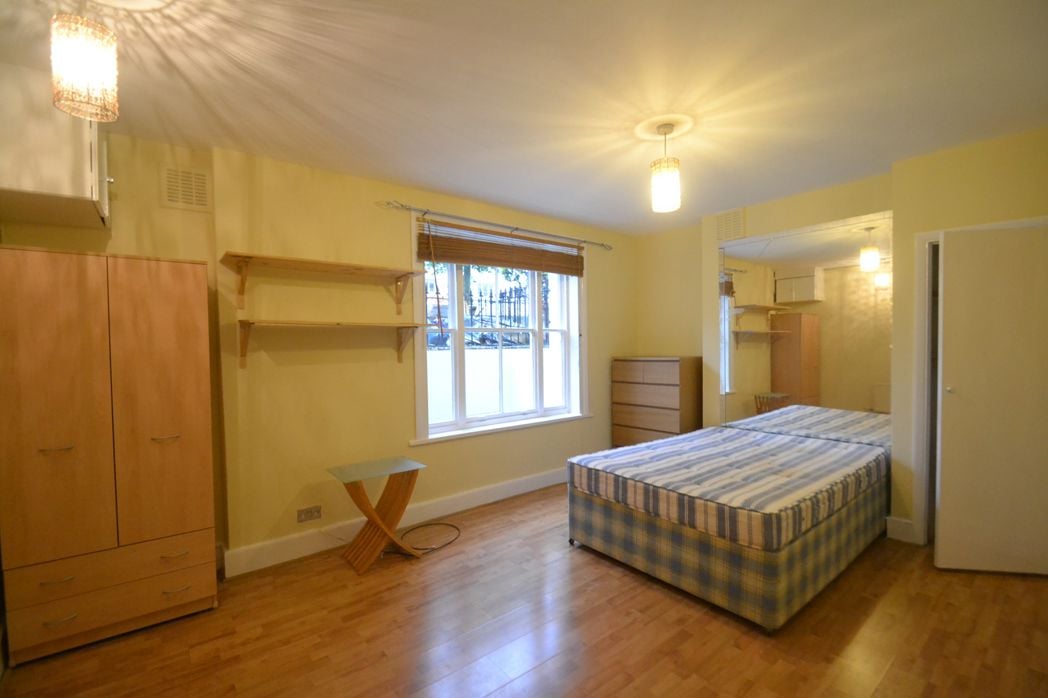 Property image 5 of 17