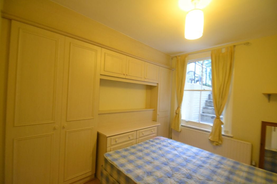 Property image 6 of 17