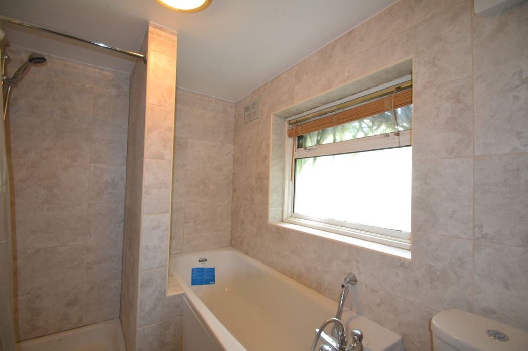 Property image 12 of 17