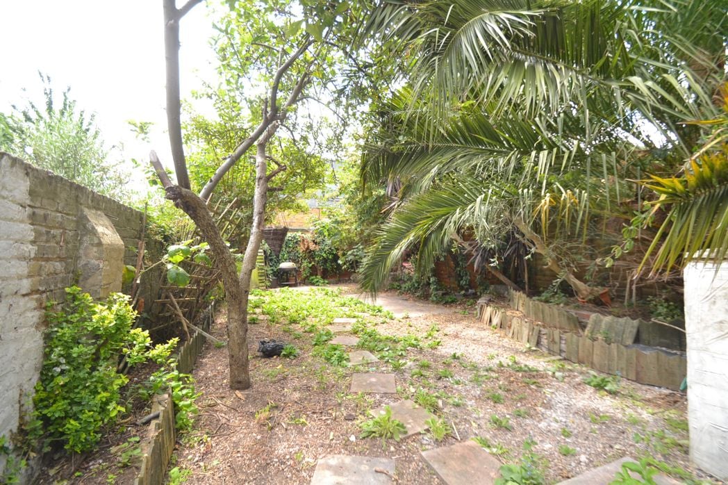 Property image 14 of 17
